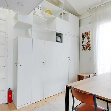 Spacious 2br 4p - Republique Apartment *